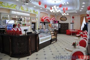 Александр Солодуха на Советской площади открыл крупную выставку-ярмарку "КРЯК"