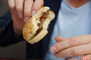 Вкусно, но не очень быстро. Проверяем ужин в гастро-баре Werden Вкусно, но не очень быстро. Проверяем ужин в гастро-баре Werden