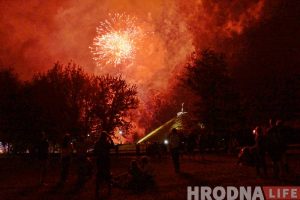 ФОТО: Салют победы прогремел над Гродно