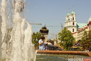 «Гродненские ангелы» спустились с небес на кладбище. Там прошла презентация книги Светланы Нестеренко