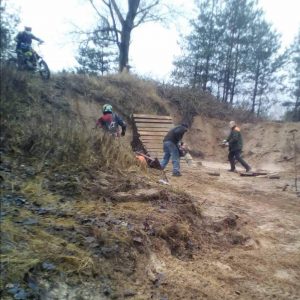 "Нарушения подтвердились". Что говорят областные власти о гоночной трассе в лесу у Зарицы