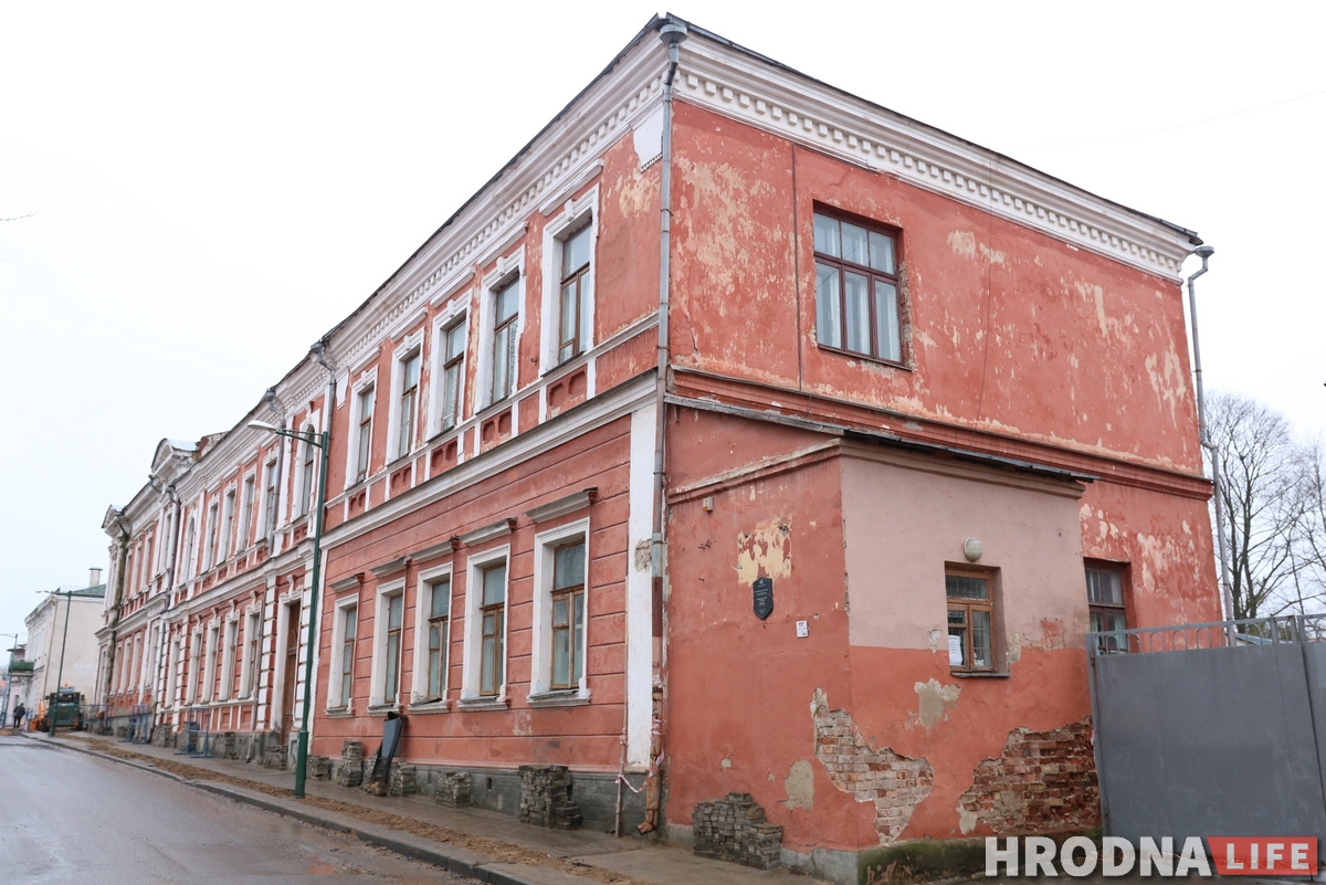От пансионата отказались: бывший кожвендиспансер на Василька выставили на аукцион