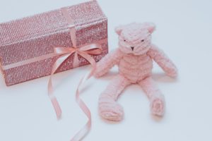 gift подарок падарунак freestocks unsplash