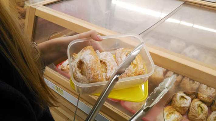 В Беларуси отменят запрет на упаковку продуктов в свою тару В Беларуси отменят запрет на упаковку продуктов в свою тару