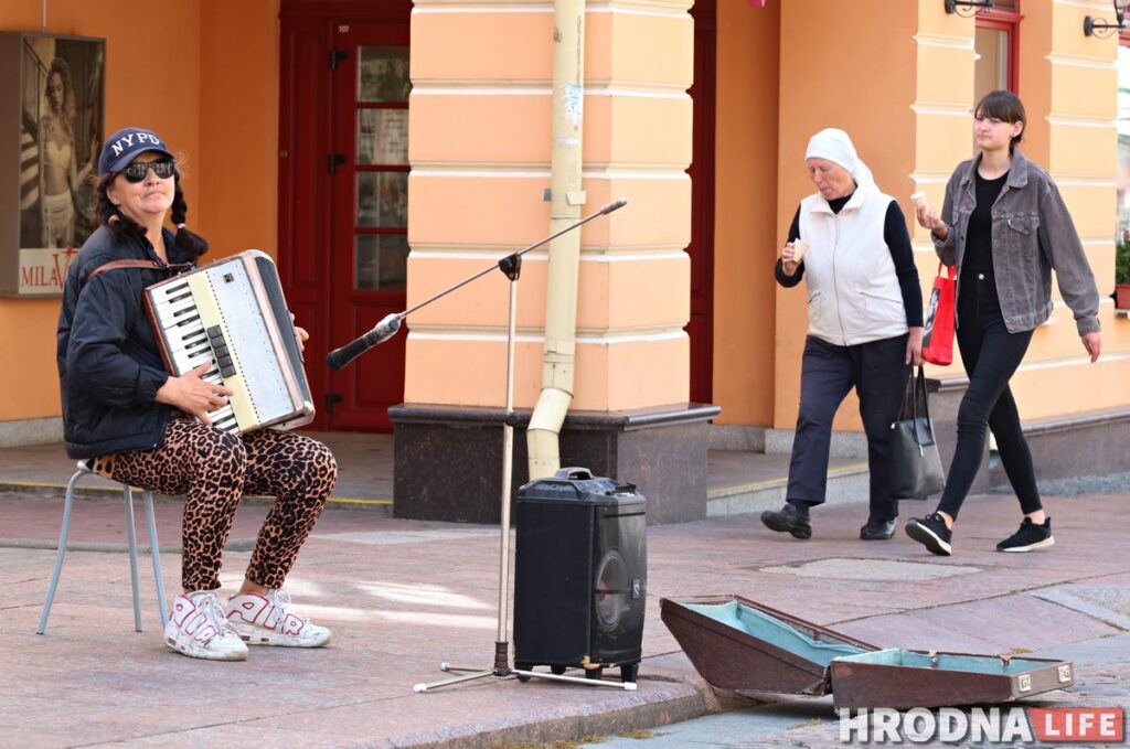 Крызіс: акардыяністка Лена з Савецкай пайшла працаваць санітаркай