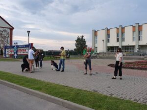 "Оказалось, такое в Беларуси возможно". Жителей Слонима будут судить за выход в город