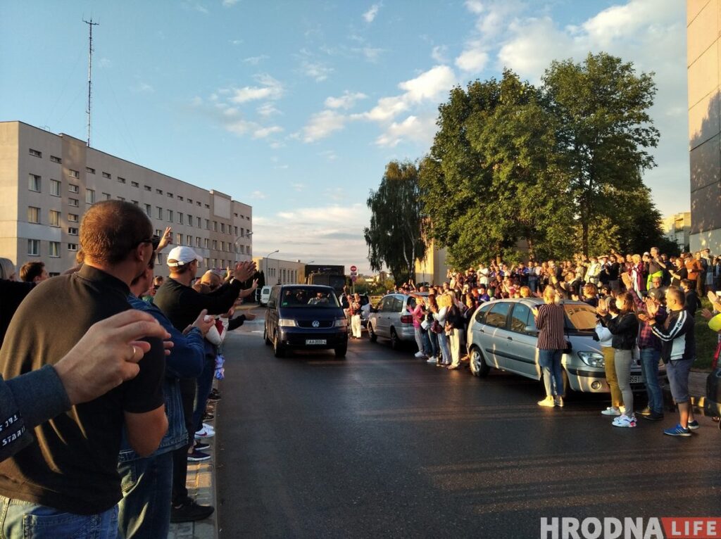 За колу, малітву і косплей. Дзіўныя затрыманні 2020 года ў Гродне і вобласці