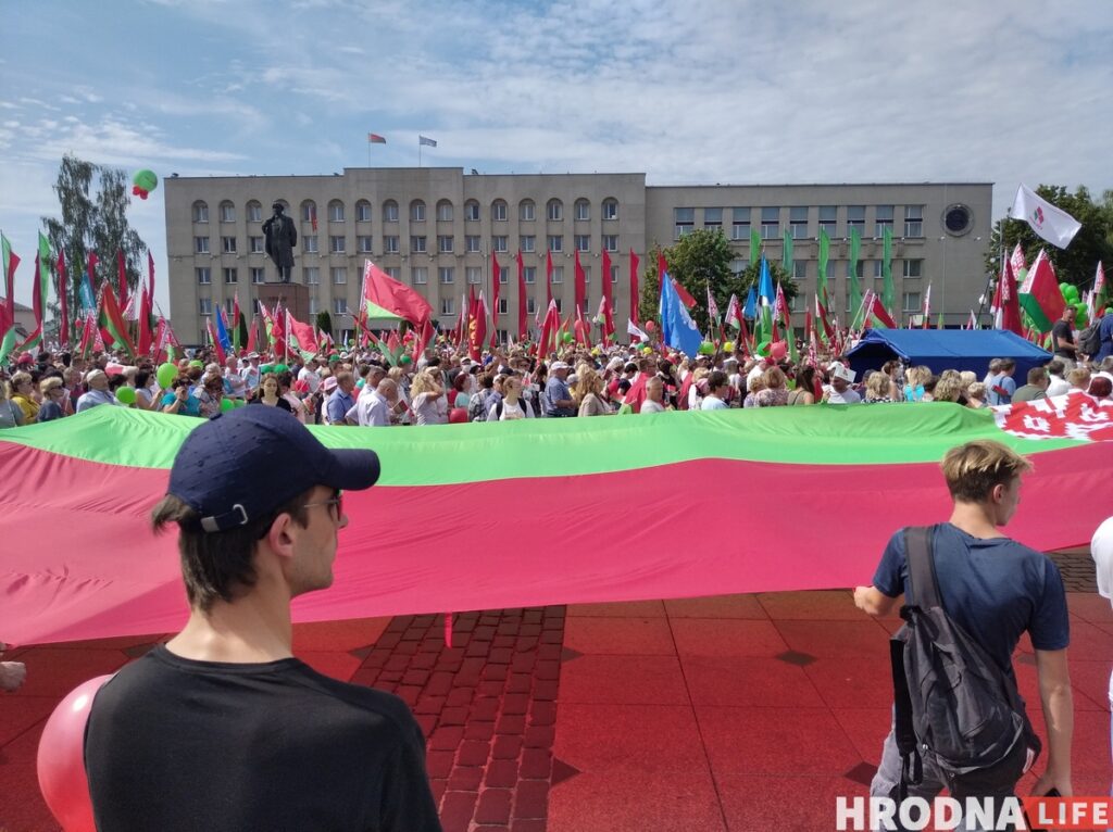 “60% фото - фейки”, “вы их простите”. Лукашенко в Гродно пояснил действия ОМОНа и рассказал о гибридной войне против Беларуси