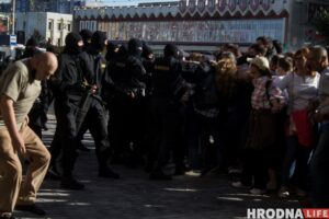 В Гродно задержали студентов ГрГУ, которые собирались петь песни