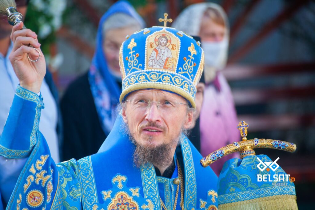 Мітрапаліт Веніямін у Гродне: "Ніякіх подпісаў не збіраць!"