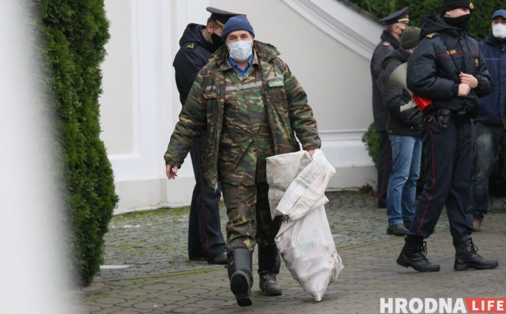 Гродна 15 лістапада: акцыя памяці Бандарэнка, разбурэнне мемарыялаў, дзясяткі затрыманняў