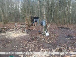Семья, которая готовилась к апокалипсису, спасалась от чипирования в военной палатке