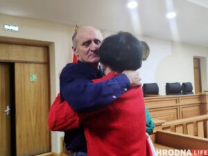 За пинок в бедро силовику пенсионеру в Гродно присудили два с половиной года без направления в  исправительные учреждения