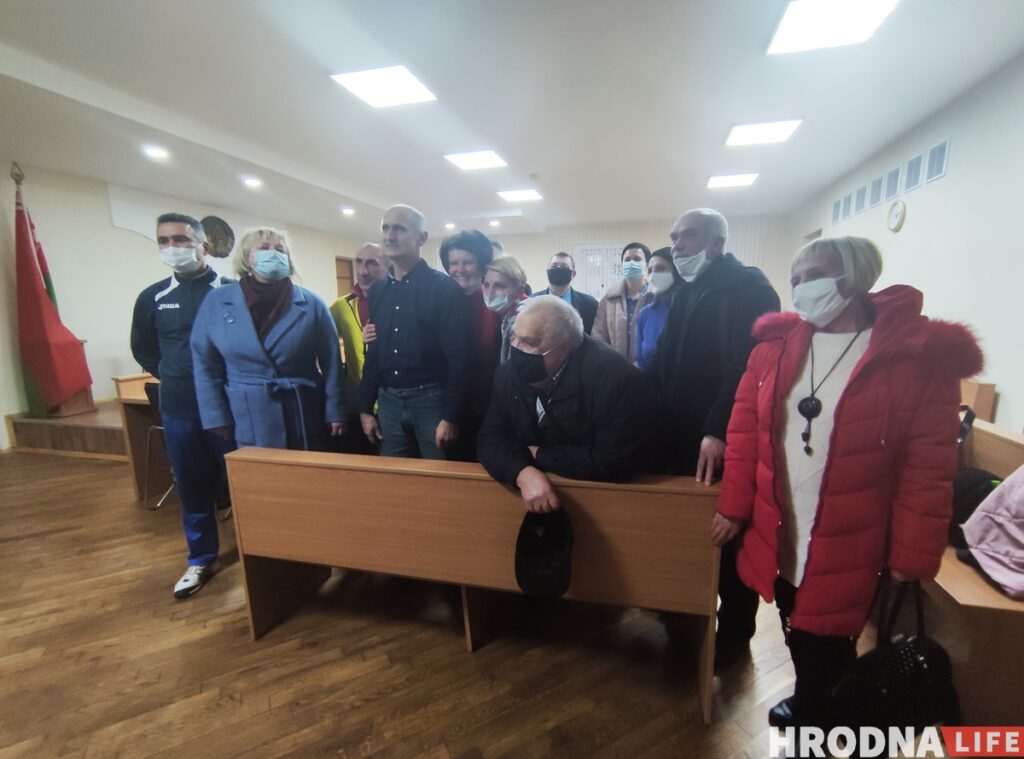 За ўдар у сцягно сілавіку пенсіянеру ў Гродне прысудзілі два з паловай гады без накіравання ў папраўчыя ўстановы