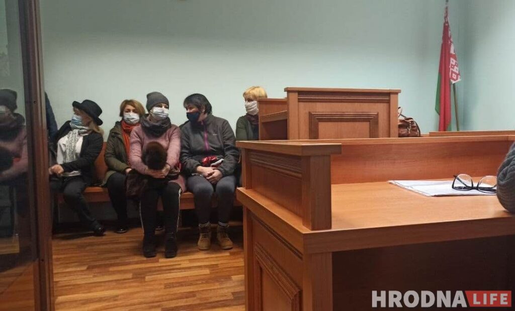 Два года “домашней химии” и почти 5  000 рублей компенсации. Суд вынес приговор Марине Поликарповой