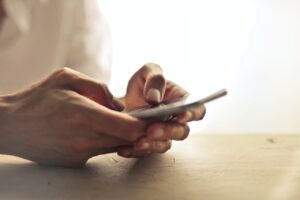 У гродненского медиа угнали канал в Telegram. Правила кибербезопасности от Hrodna.life