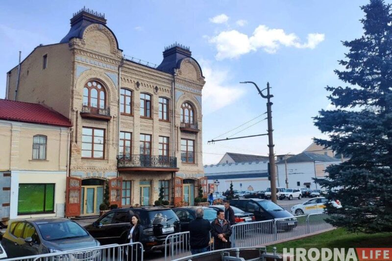 "Здадзены ў эксплуатацыю". Як выглядае дом Мураўёва ўнутры пасля рэстаўрацыі?