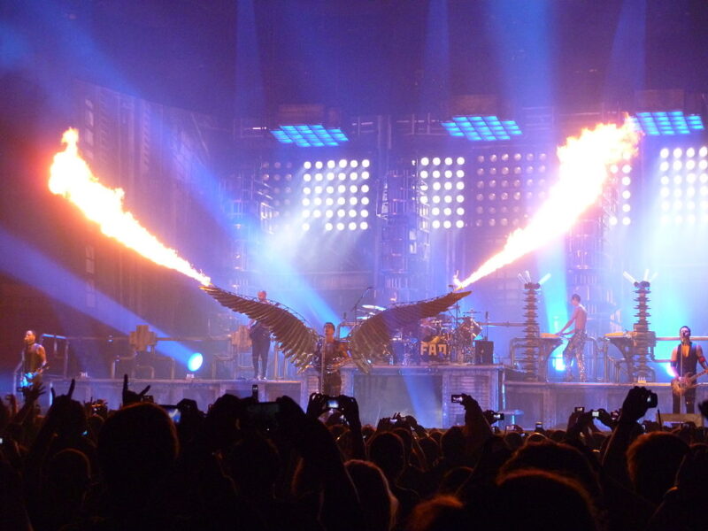Rammstein и котики. Два брата, два айтишника и  путеец сыграют в Гродно трибьют любимой группы