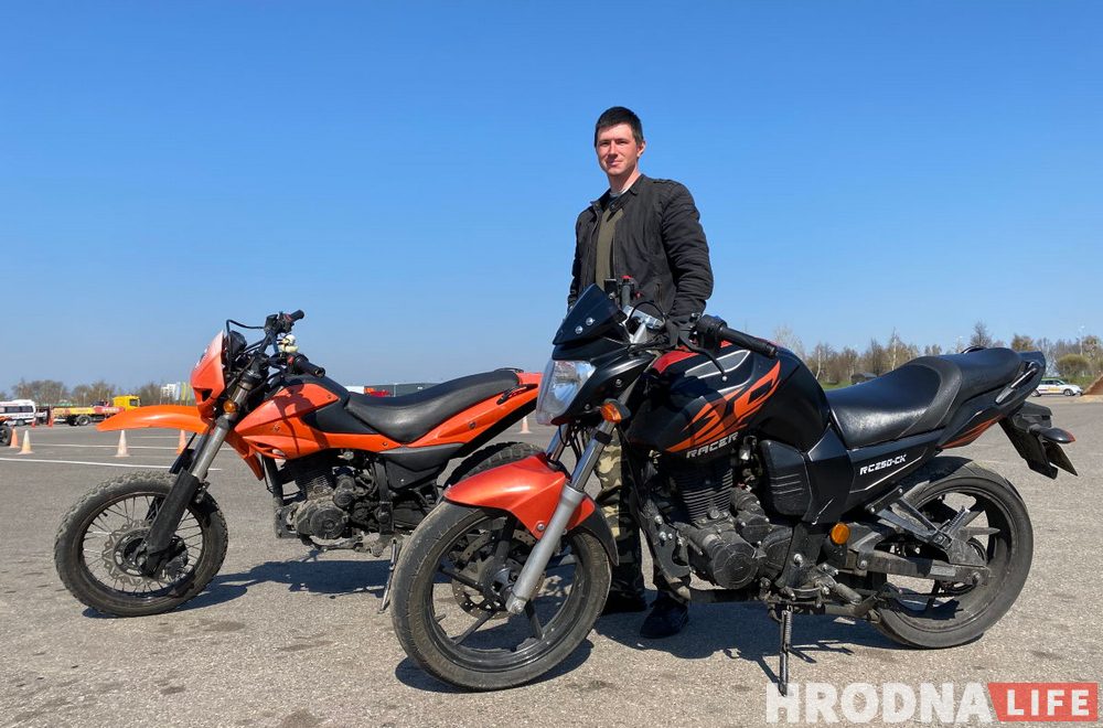 «Не бачу — не еду». Гродзенскія інструктары-матацыклісты, — пра ключавыя правілы для навічкоў