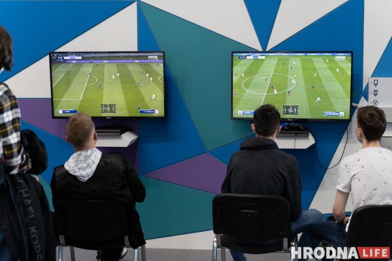 Гарри Поттер, драконы и роботы. Фестиваль Unicone & Game Expo Minsk 2021 в фотоистории от гродненских фотографов