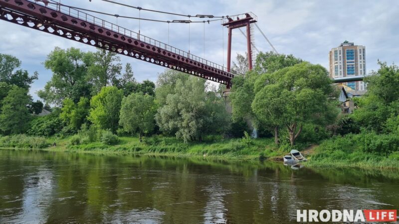 Па Нёмане з "Вольгай Соламавай". Як вінтажны цеплаход катаў гродзенцаў на дачы, у Друскенікі і проста па рацэ