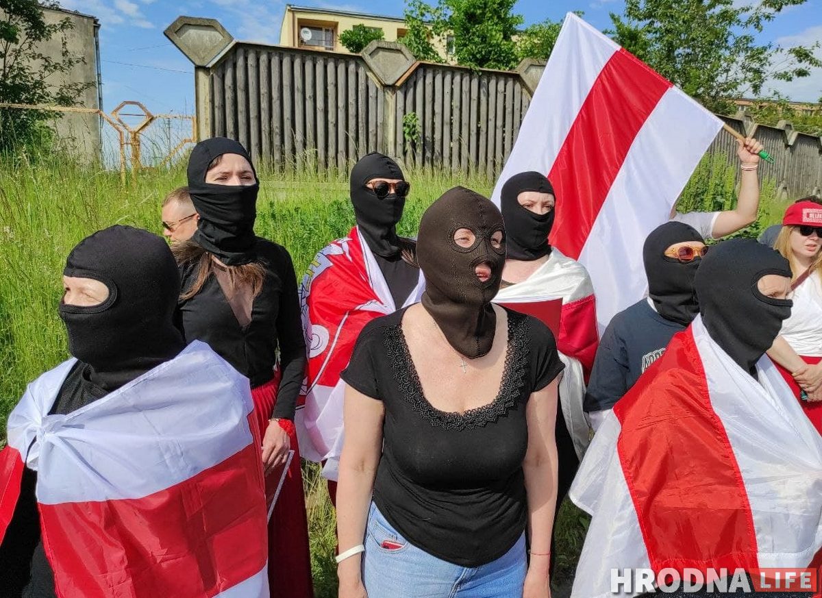 «Освободите политзаключенных и откройте границы». На польско-белорусской границе начался палаточный митинг