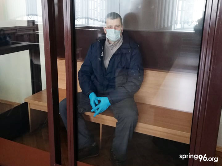 Актывістка "ІнфаCпецНаз" Вольга Бондарава спагнала з палітвязня 1000 рублёў за маральныя пакуты