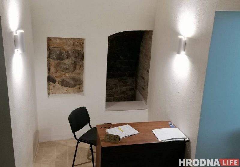 "Посмотрите под ноги". 7 мест в Старом замке, где можно увидеть историю