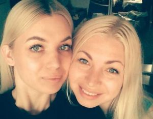 Без каблуков с Лесей и Ланой Рудник. Леся рассказала о своей работе, а Лана - как росла девочка, что в этом году стала "Европейцем года"