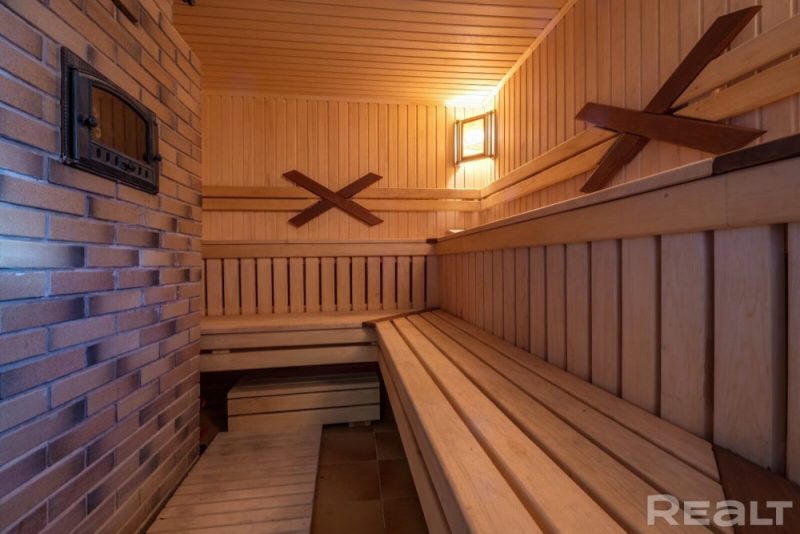 От $ 300 000 до $ 700 000. Как выглядят самые дорогие коттеджи, которые продаются в Гродно