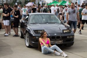 “Дайте мне хоть 20 000 евро – их все равно будет мало”. В Гродно прошел автомобильный фестиваль “Лакацыя”