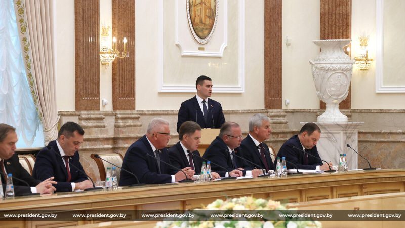министр образования предложил сделать обязательным распределение платников