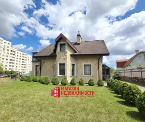 Захарова, 18