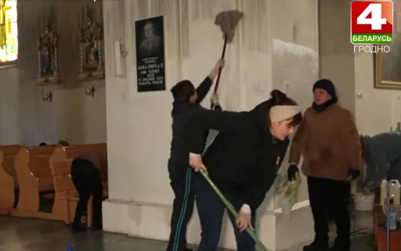 «Падзея глыбока закранула сэрцы». У Сапоцкіне аднаўляюць касцёл XVIII стагоддзя пасля вялікага пажару: спадзяюцца паспець да Раства