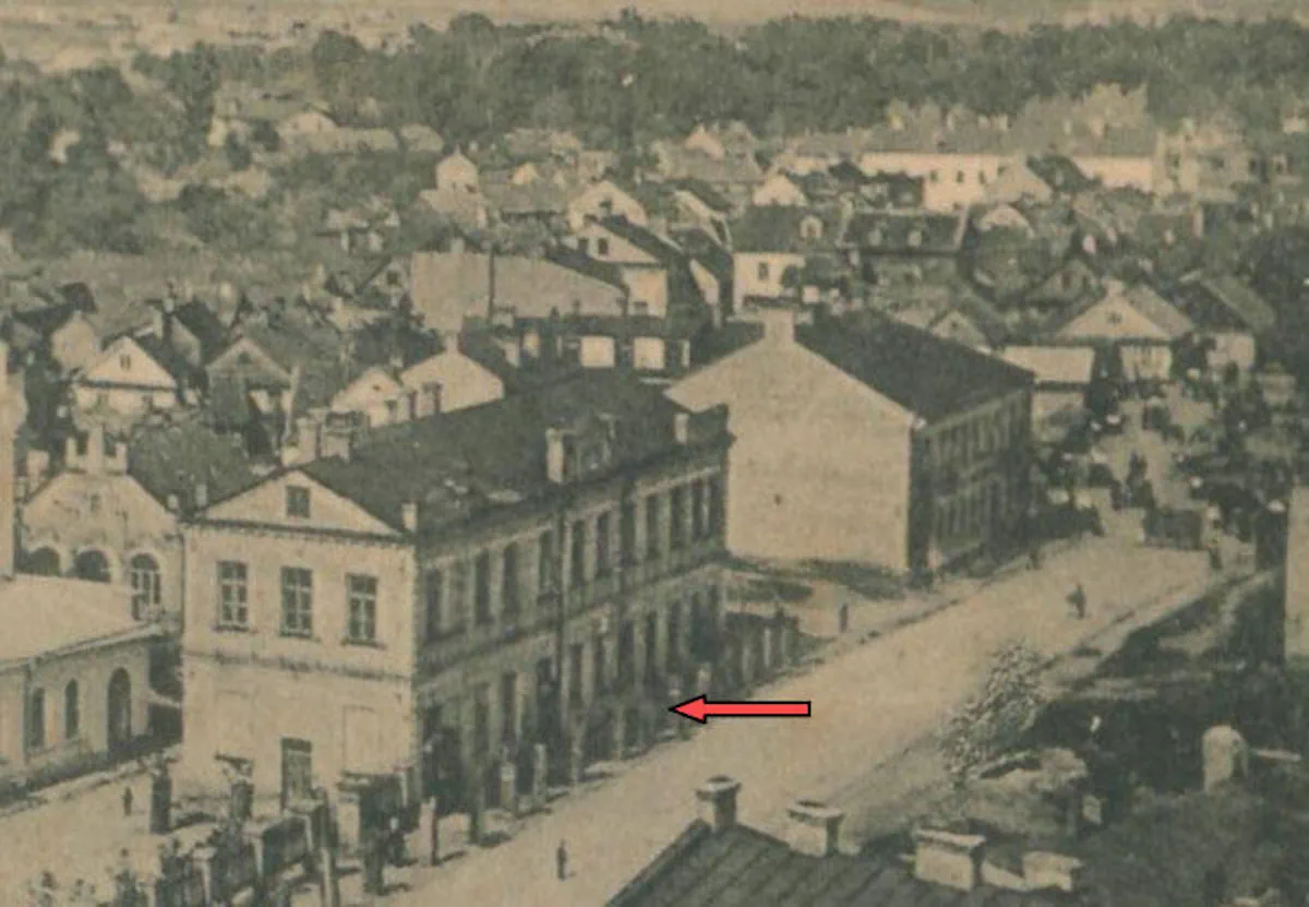 Здание на Большой Троецкой, 57 в 1905 году. Фото из материалов ОВОС
