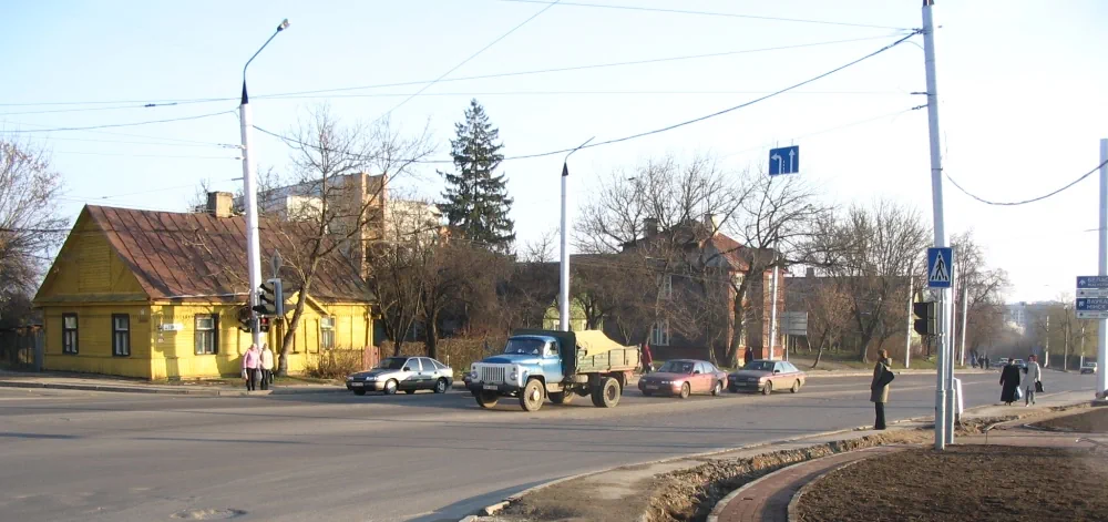 Золотая Горка в районе Новый свет в Гродно, начало 2000-х. Сейчас там пустырь. Фото Мечислава Супрона