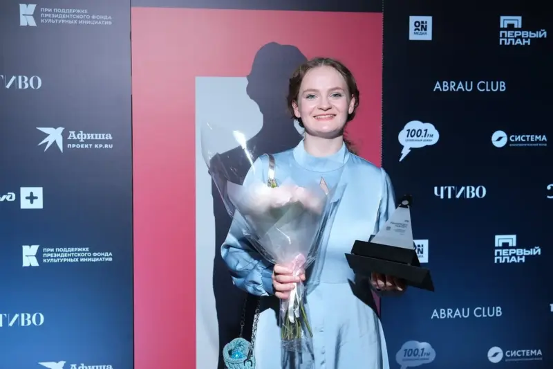 У Гродзенскі драмтэатр прыйшла актрыса з Расіі. Яна скончыла ВНУ, дзе выкладаюць «зэтаўцы» Ахлабысцін і Пяўцоў
