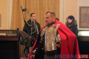 "Баторый - наша агульная гісторыя". Польскія гусары нагадалі гродзенцам пра караля