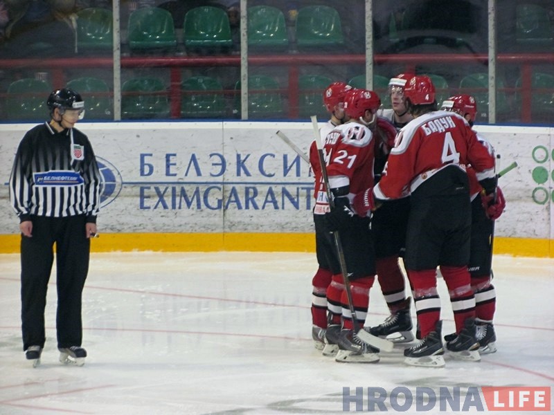 У Гродне "Нёман" разграміў "Шахцёр" У Гродне "Нёман" разграміў "Шахцёр"