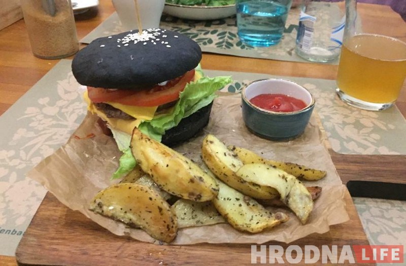 Где туристу в Гродно будет вкусно. Тест общепита с оценкой в оленях Святого Губерта