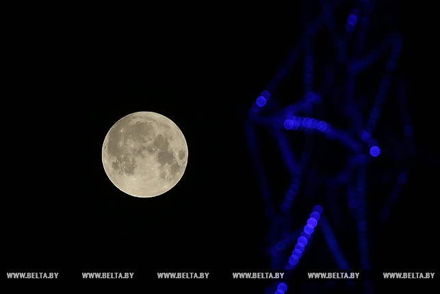 Суперпоўню ў Гродне назіралі ў ноч на 2 студзеня