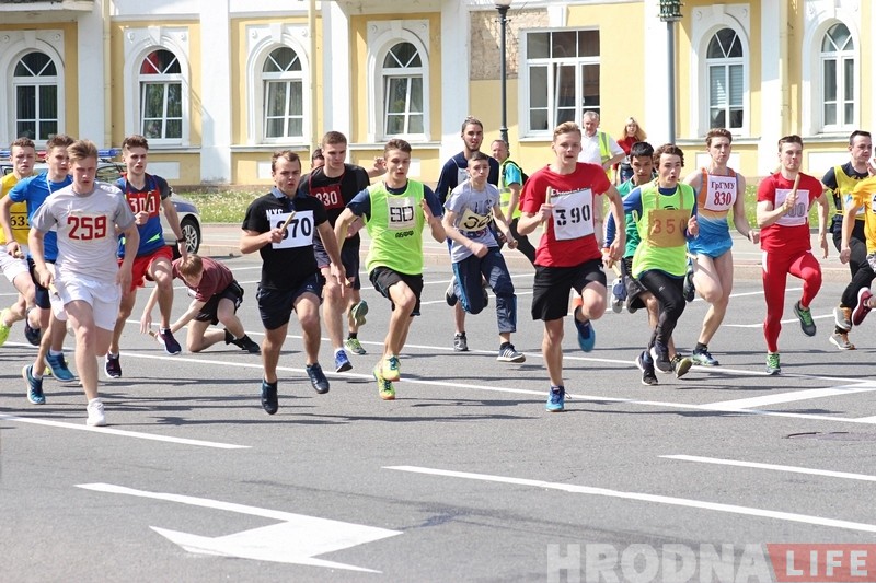 На вуліцах Гродна ў 73-ці раз прайшла традыцыйная гарадская эстафета На вуліцах Гродна ў 73-ці раз прайшла традыцыйная гарадская эстафета