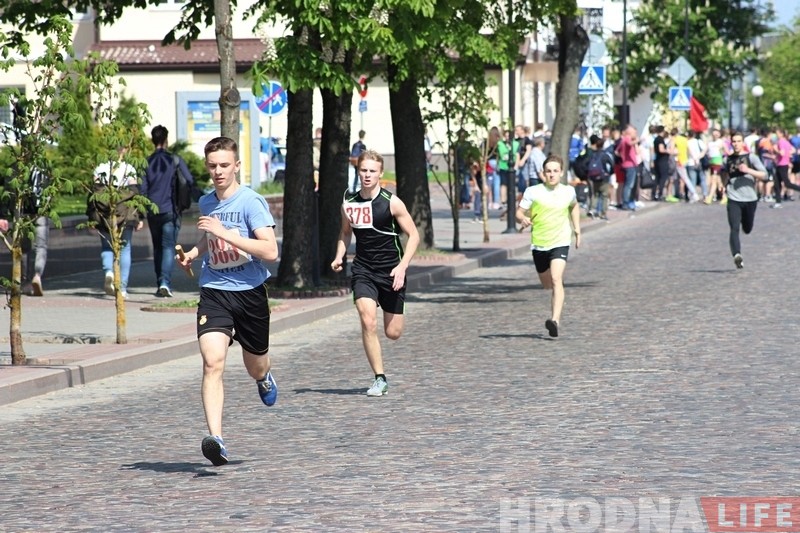 На вуліцах Гродна ў 73-ці раз прайшла традыцыйная гарадская эстафета На вуліцах Гродна ў 73-ці раз прайшла традыцыйная гарадская эстафета