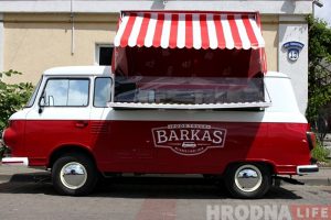У Гродне адкрылася шаўрмічная з тэрасай на даху. Яе палюбілі кіроўцы