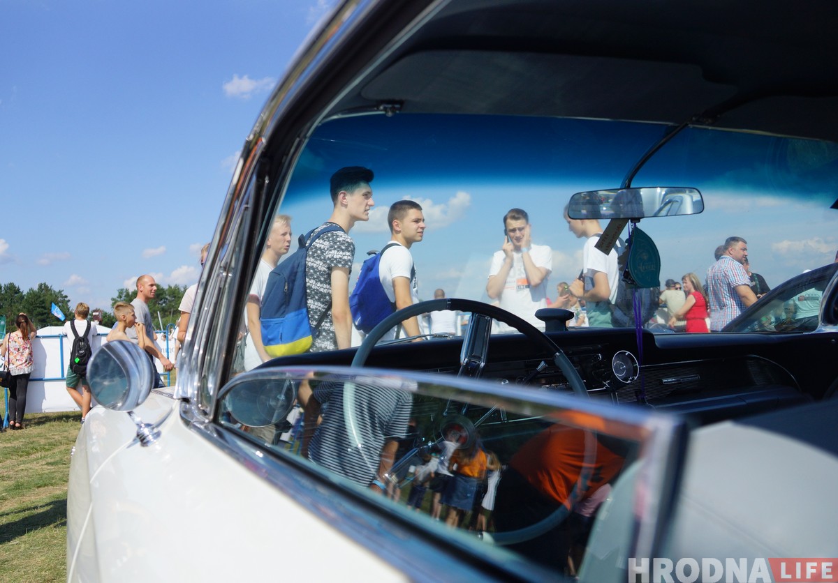 SunDay-2018: Гродзенцы хвалілі машыны, спаборнічалі ў конкурсах і рабілі сэлфі (фота) SunDay-2018: Гродзенцы хвалілі машыны, спаборнічалі ў конкурсах і рабілі сэлфі (фота)