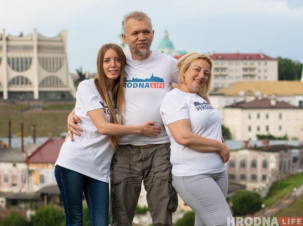 Хто ёсць хто на Hrodna.life. Сябры рэдакцыі зладзілі фотасэт і расказалі пра сябе