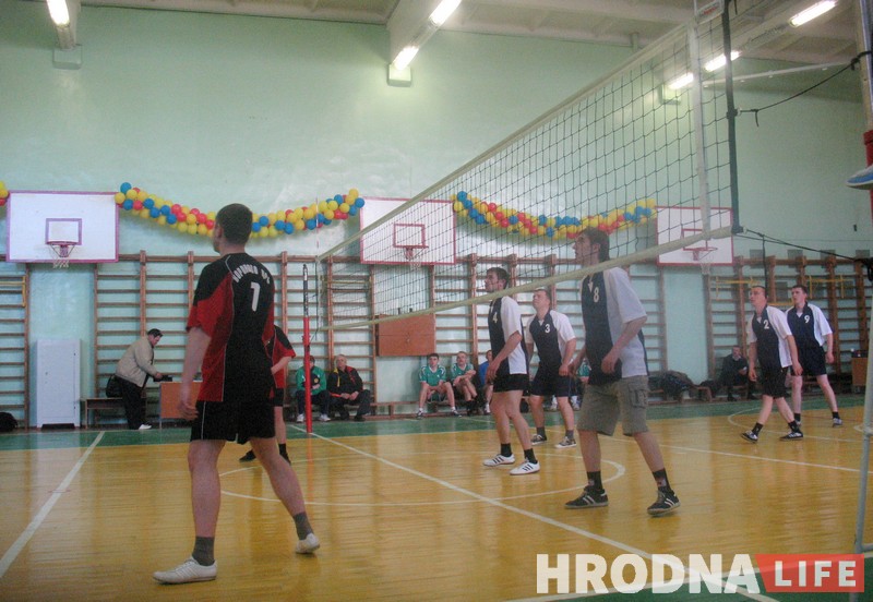 «Белорусскоязычный врач отгоняет болезнь и поднимает настроение». Отыскали в Гродно врача, что всегда переходит на язык пациента