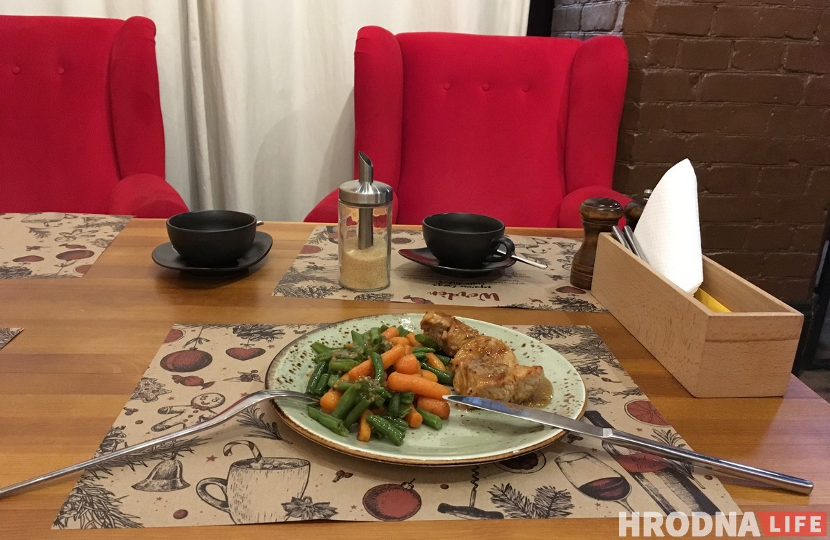 Вкусно, но не очень быстро. Проверяем ужин в гастро-баре Werden