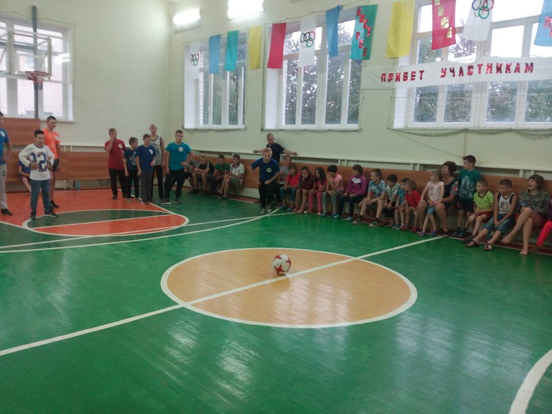 Спортпляцоўка для дзяцей-сірот: калі спорт - магчымасць стаць на ногі