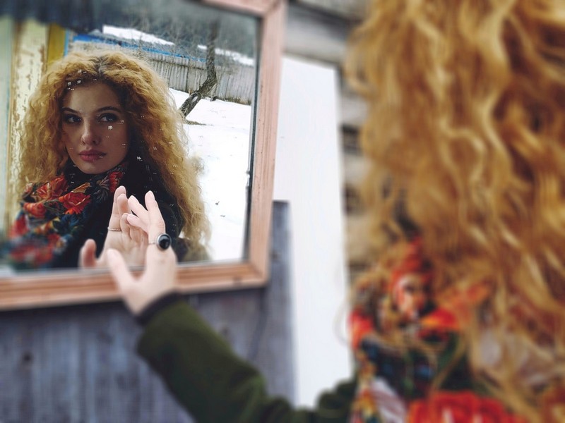 "Уже умерла бы от чумы". Катерина Водоносова о жизни между XV и XXI веками, музыке и вдохновение